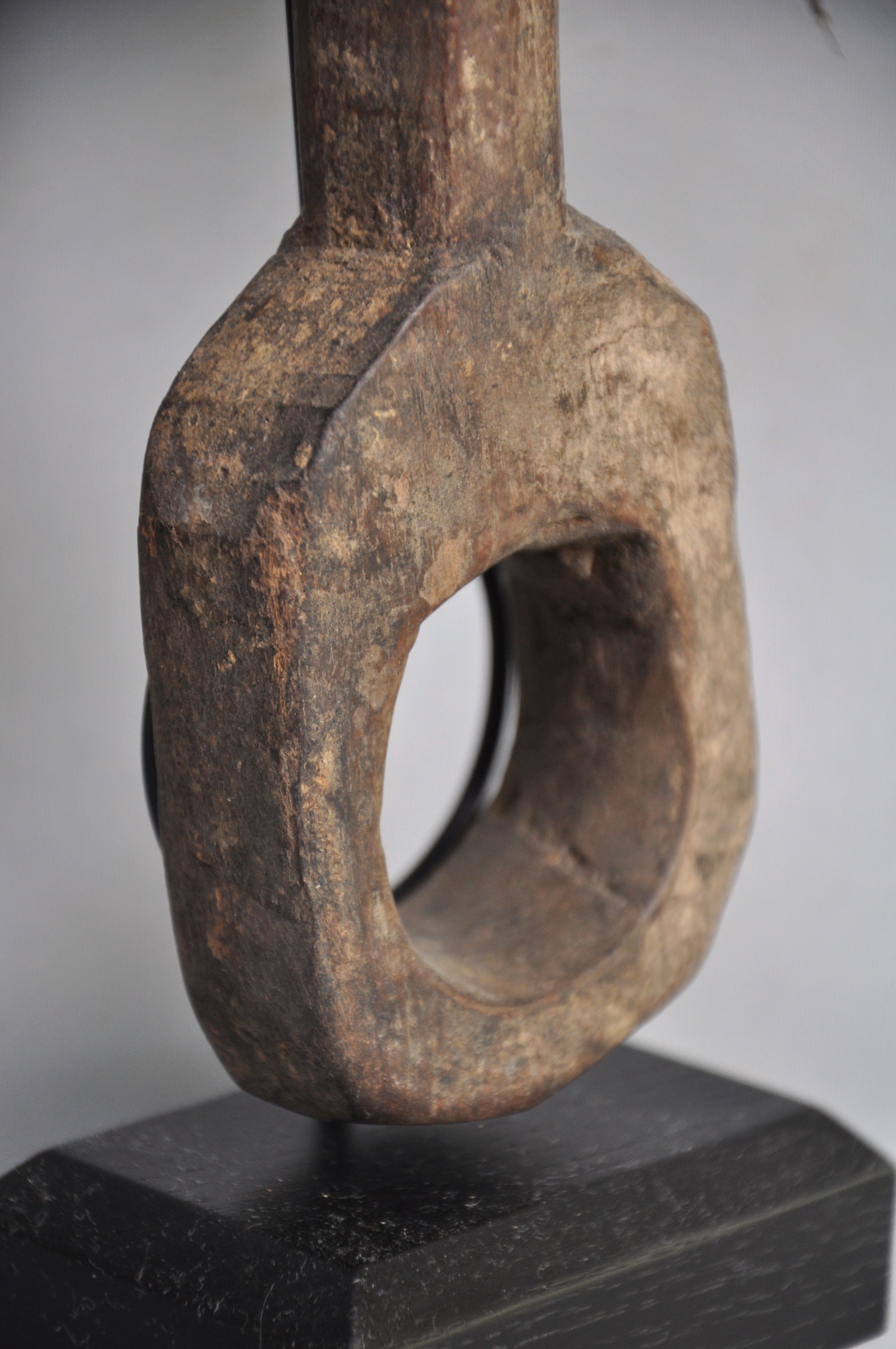 Zeer oude ghurra, karnstokhouder, Nepal, 1850-1900