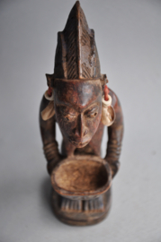 Scale bearer of the YORUBA, Nigeria, 1960-70
