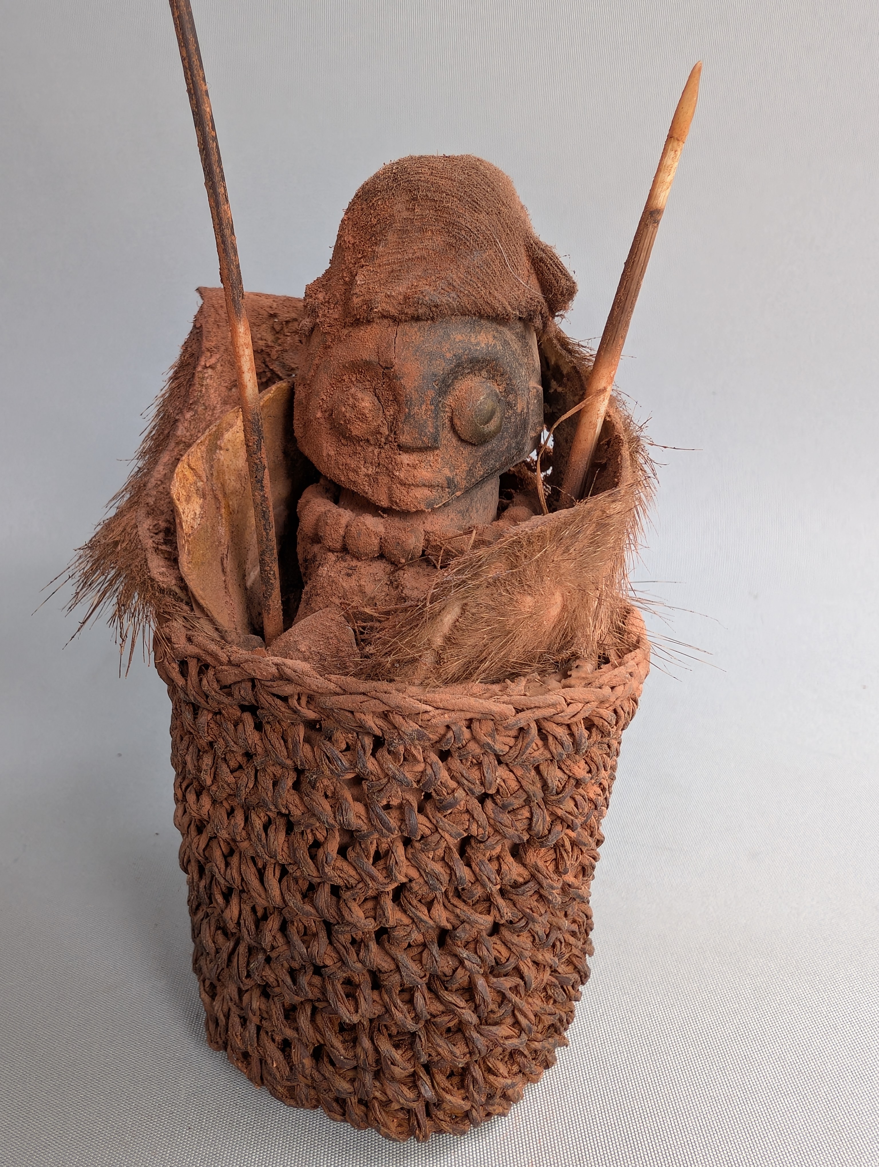 Rare fetish basket from the KUSU or Luba spectrum, DR Congo.