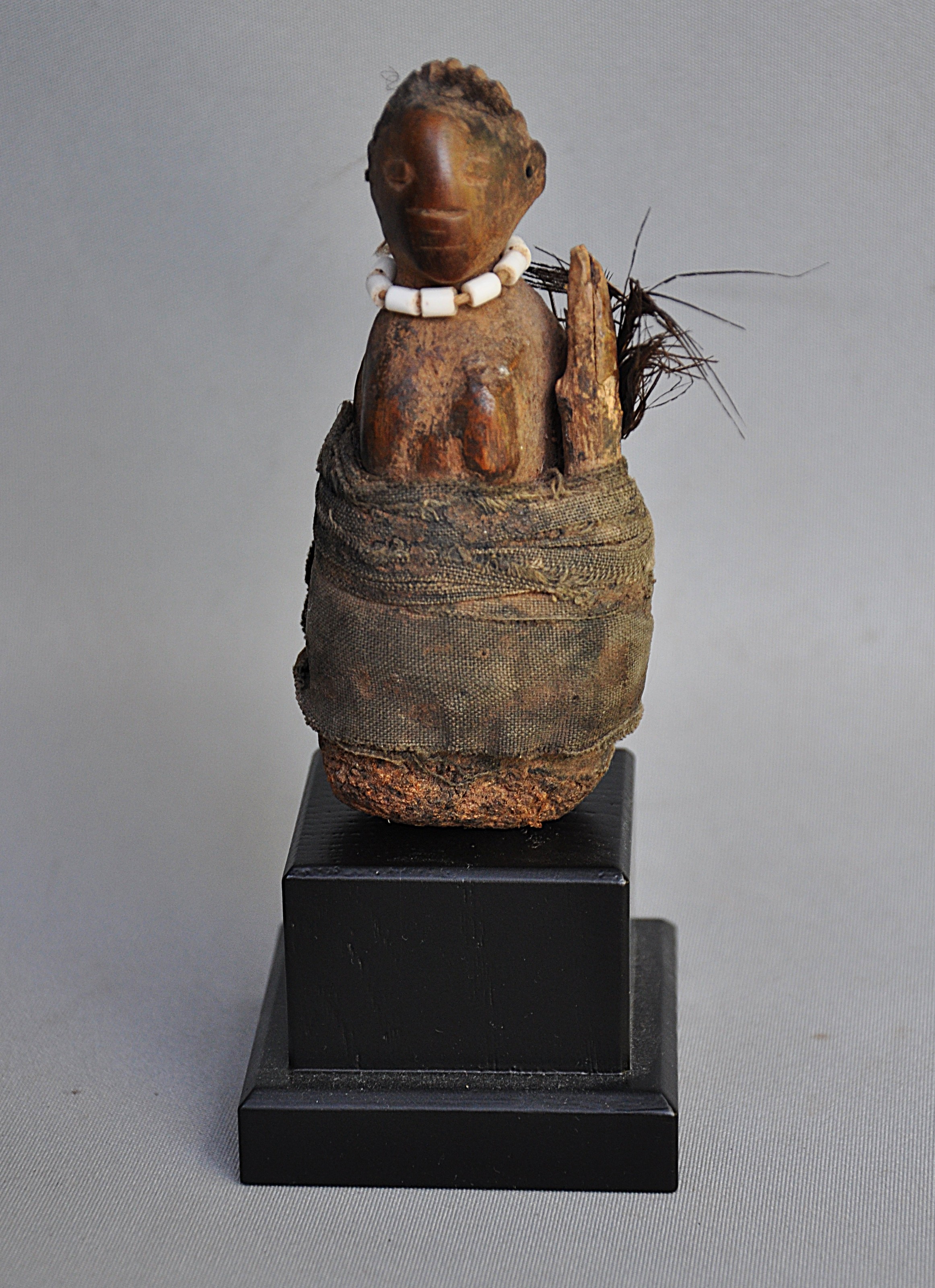 Oud authentiek fetish beeldje, KUSU, DR Congo, 1920-1940