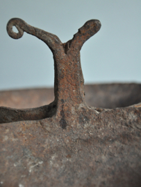 Dogon oil lamp from Mali, early 20th century - hand-forged ritual object