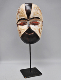 Decorative older face mask, GALOA, DR Congo, ca 1970