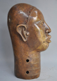 Extremely large head of King OBA, Ife, Benin City region, Nigeria, 21st century