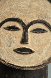 Groot vriendelijk masker van de VUVI stam, Gabon, ca 1970