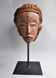 GREAT! Refined carved decorative face mask from the CHOKWE, DR Congo