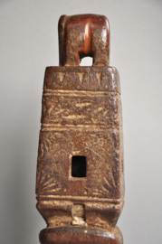 Antieke Nepalese ghurra met olifant & stupa