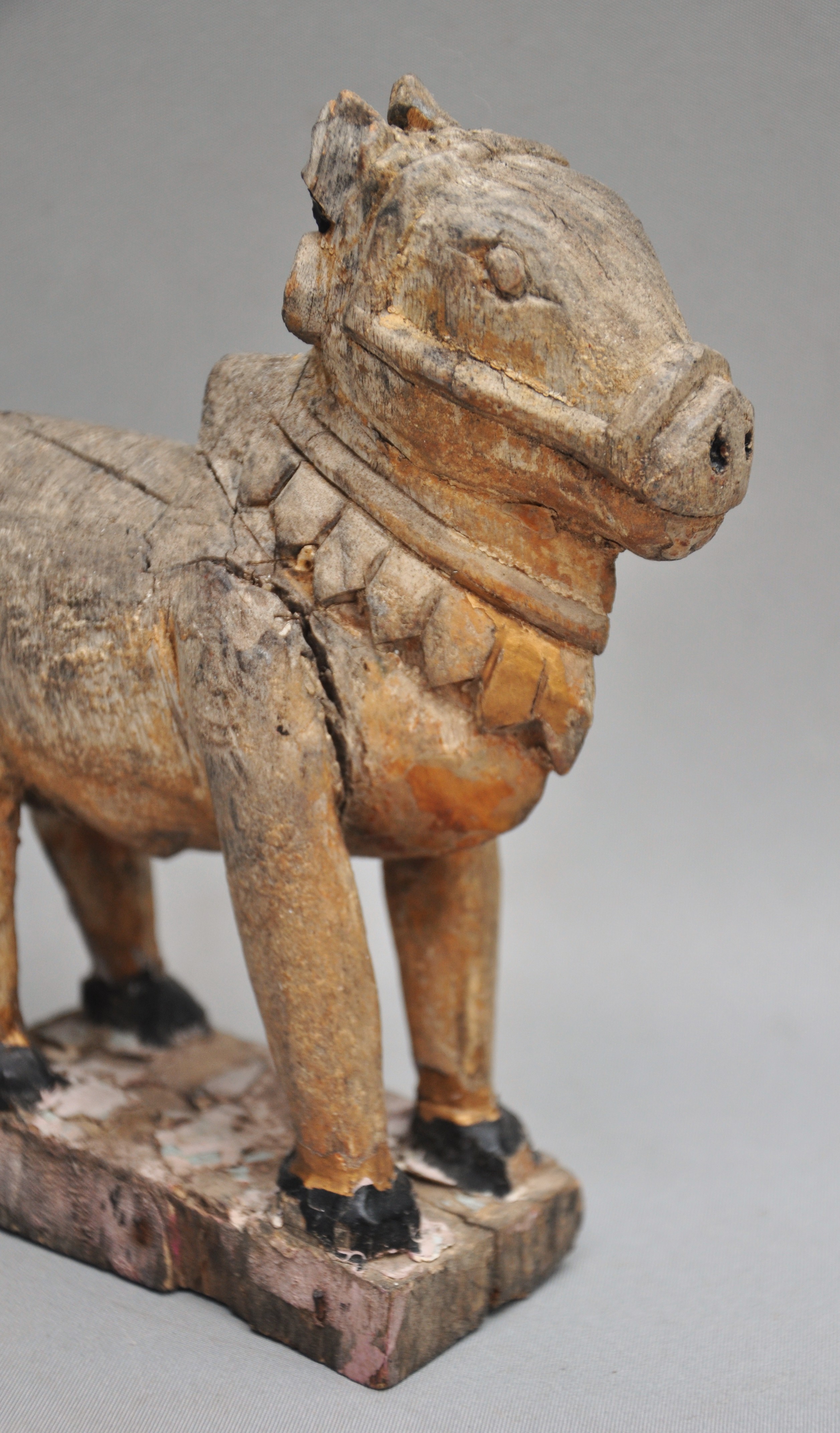 Houten nandi stier uit het Hindoeïsme, India, 1880-1920