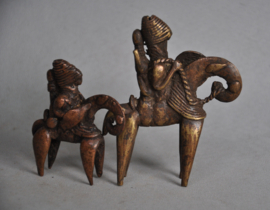 Twee bronzen paardjes met ruiters, SAO, Tsjaad, 21e eeuw