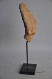 Grave statue from Ghana, age unknown, including stand!