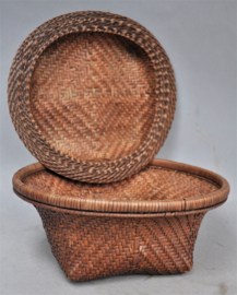 Beautiful woven basket for rice, IFUGAO, Philippines, 2nd half of the 20th century