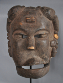 Ouder cap cap "talking" masker van de IBO, Nigeria, ca 1970