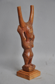 Refinedly carved catapult of the BAULE, Ivory Coast, 2nd half 20th century