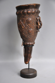 Decoratieve rituele beker van de KUBA, DR Congo, 1950-60