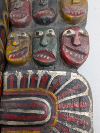 Groot Maha Kola Masker - Sri Lanka - ca 1970