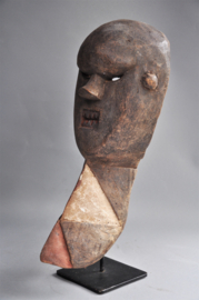 Indringend masker, SALAMPASU , DR Congo, laat 20e eeuw