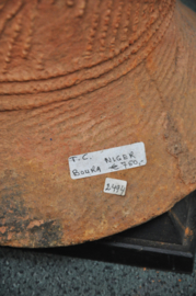 Mega grote terra cotta zuil van de BURA stam, Niger, leeftijd onbekend