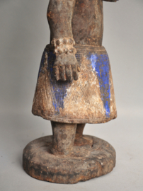 Yoruba Altaarbeeld - Nigeria-  Krachtige Vruchtbaarheidssymboliek- ca 1960