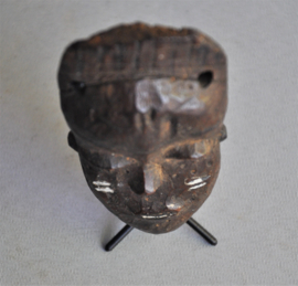 Uiterst zeldzaam! Mbuya amulet van de PENDE, DR Congo, 1935-45