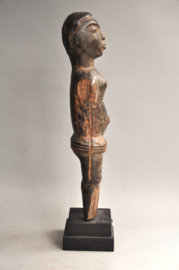 Hard houten mannelijk beeld, AFO, Nigeria, 1920-40