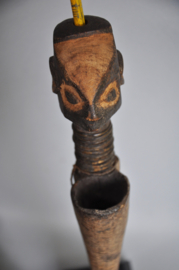 Top en zeldzaam! Oude chief pijp, Mbanza + rammelaar, DR Congo, 1920-30