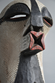 Imposant oud Songye Kifwebe Kikashi masker, DR Congo, 1920-30