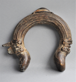 Oude tribale bronzen armband, Ghan, Burkina Faso, 1e helft 20e eeuw