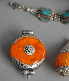 Lot of Tibetan jewelry, Nepal, 2nd half of the 20th century (set 1)
