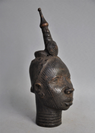 Bronzen kopje van koning OBA, regio Benin City, Nigeria, 21e eeuw