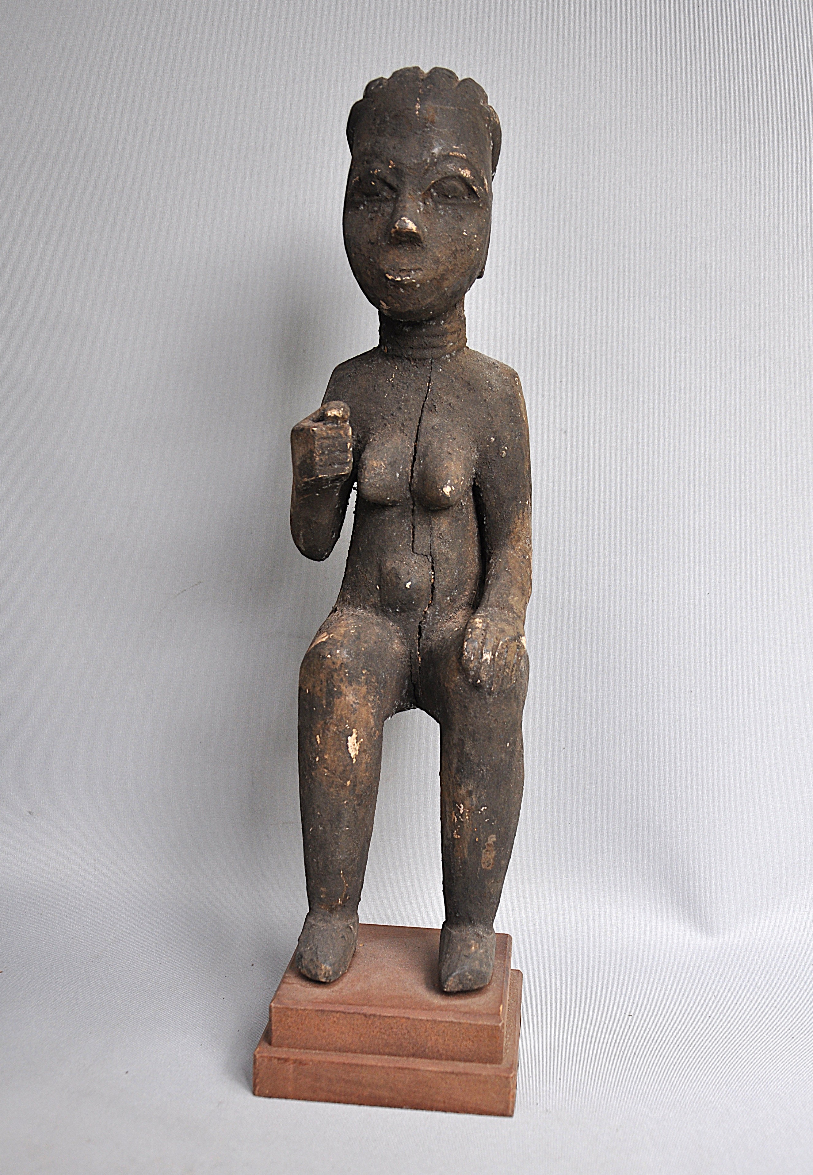 Vrouwelijk houten beeld, Akan, Ghana, ca 1960