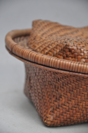 Beautiful woven basket for rice, IFUGAO, Philippines, 2nd half of the 20th century