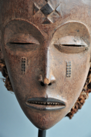 GREAT! Refined carved decorative face mask from the CHOKWE, DR Congo