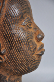 Mega large bronze head with diadem, King Oba, Benin City region, Nigeria