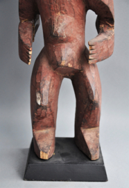 Expressive medium-sized statue, CHAMBA/MUMUYE spectrum, Nigeria