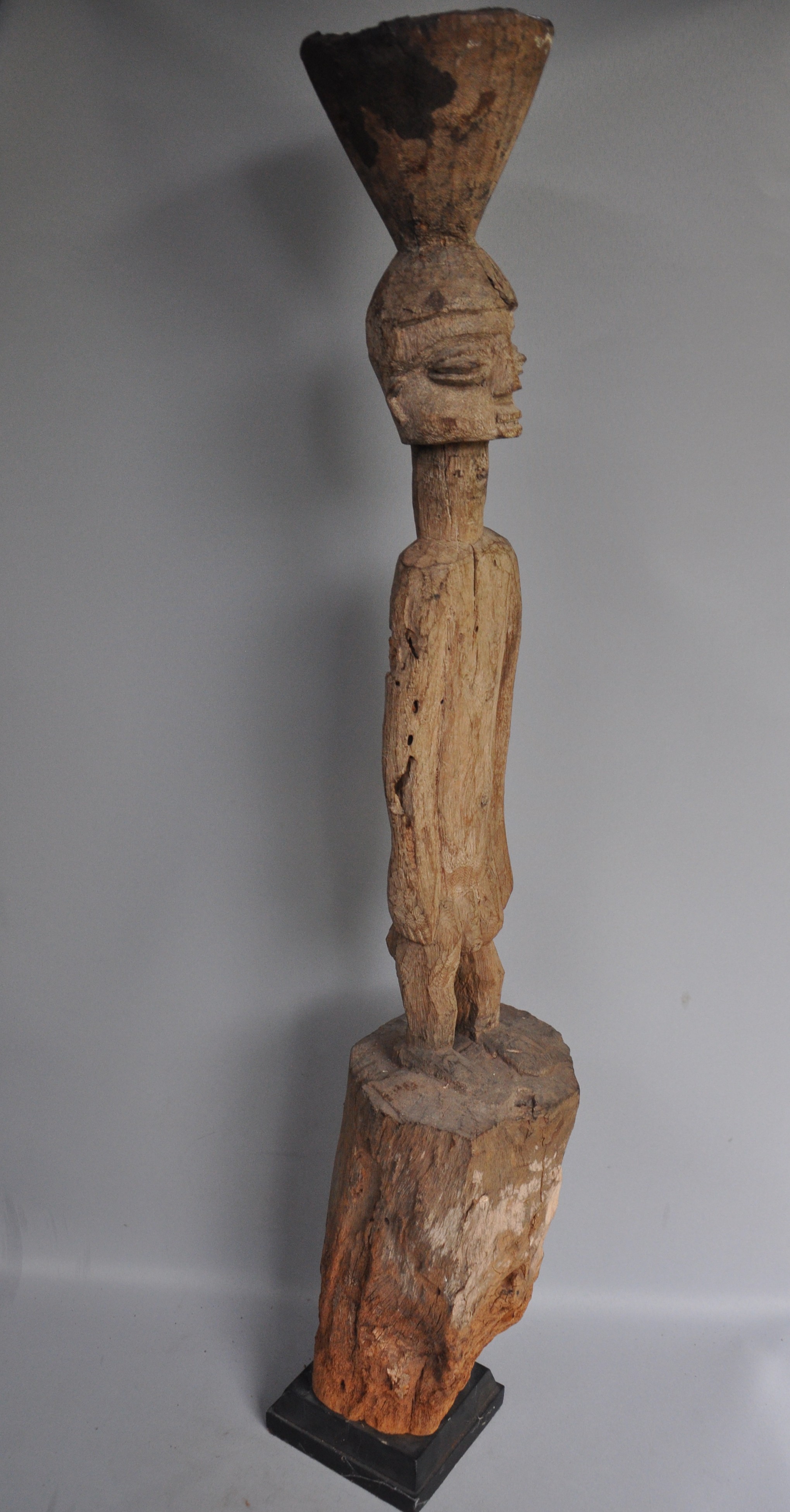 Groot Fon fetish beschermingsbeeld, bocio, Benin, midden 20e eeuw