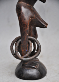 Ibedji twin figure, YORUBA, Nigeria, ca 1980