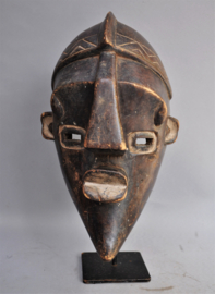 Face mask of the LWALWA, DR Congo, ca 1970