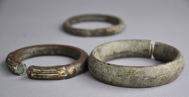 Couple of 3 bronze bracelets, West Africa, 1st half 20th century