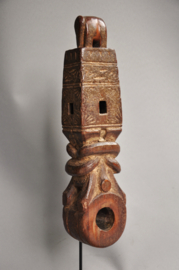 Antieke Nepalese ghurra met olifant & stupa