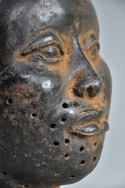 Large bronze head of King OBA, Ife, Benin City region, Nigeria, 21st century