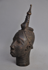Bronzen kopje van koning OBA, regio Benin City, Nigeria, 21e eeuw