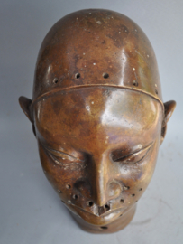 Extremely large head of King OBA, Ife, Benin City region, Nigeria, 21st century