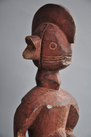 Expressive medium-sized statue, CHAMBA/MUMUYE spectrum, Nigeria