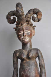 Ekoi/Ejagham Beeld met Antilopenleer - Mystieke Schoonheid uit de Cross River Regio