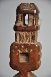 Oude ghurra, karnstokgeleider, van walnoot, Nepal, 1940-50