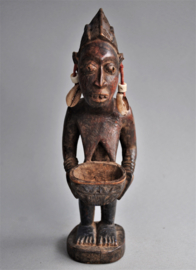 Scale bearer of the YORUBA, Nigeria, 1960-70