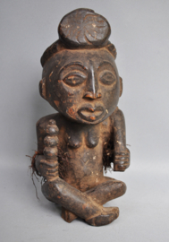 Luba prosperity statue, DR Congo, ca 1970