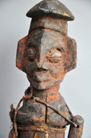 Zéér oud tribaal fetish beeld, YAKA, DR Congo, 1920-30