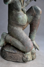 Ouder bronzen beeld ve Benin strijder ,regio Benin City ,Nigeria 3e kwart 20e eeuw
