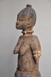 Yoruba Altaarbeeld - Nigeria-  Krachtige Vruchtbaarheidssymboliek- ca 1960