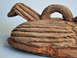 Zéér oud houten deksel van ceremoniële pot, YORUBA, Nigeria